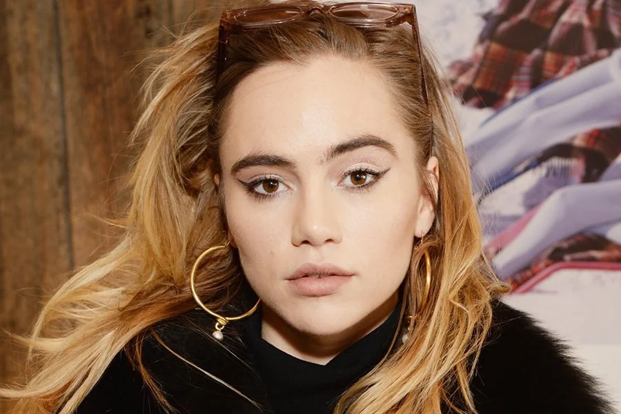 Suki Waterhouse Age